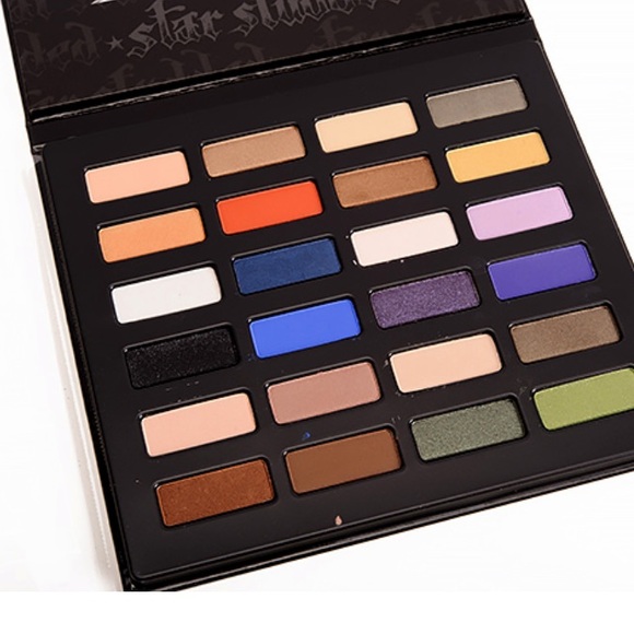 SOLD Kat Von D Star Studded Eyeshadow Book - Picture 2 of 7